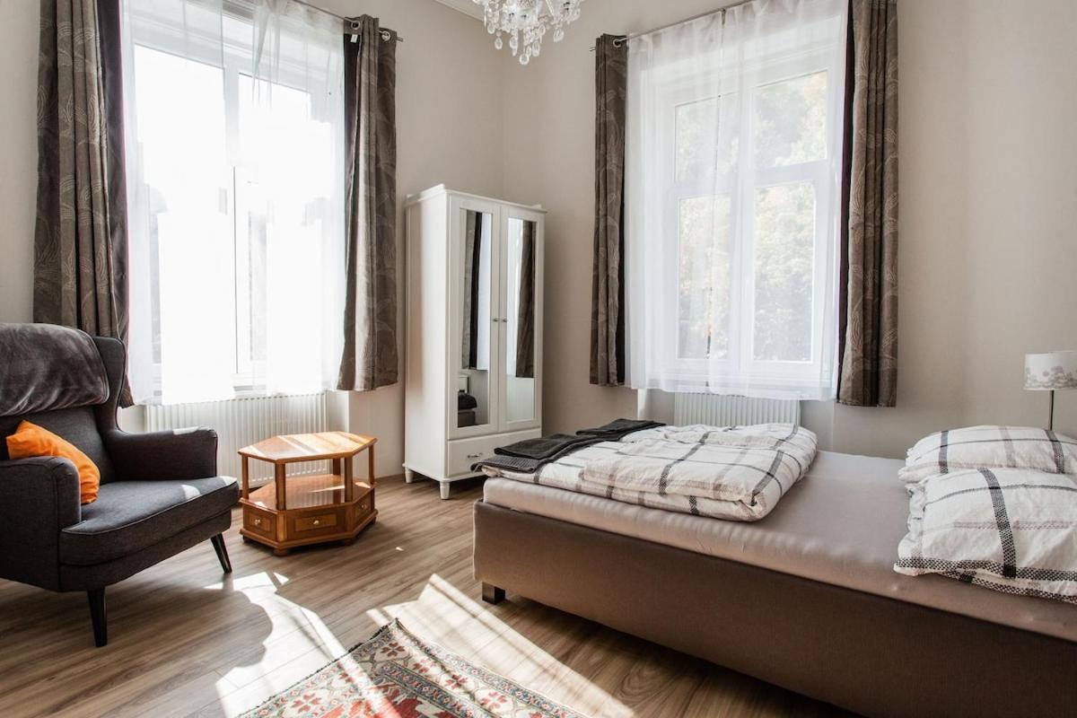 Buda Castle -shiny 3 Bedrooms