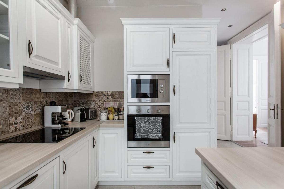 Buda Castle -shiny 3 Bedrooms * Budapest